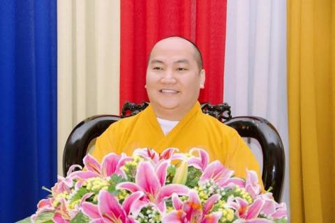 ảnh Hóa Giải Nghiệp Tiền Kiếp -  Thầy Thích Phước Tiến Giảng Pháp